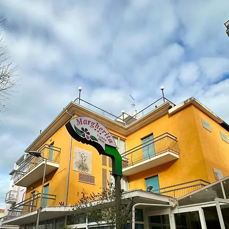 Margherita Hotel 3*