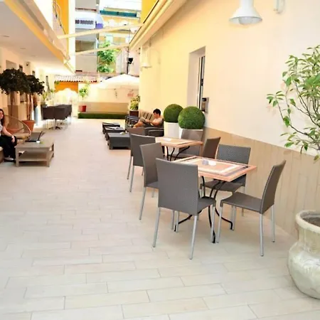 Margherita Hotel 3*