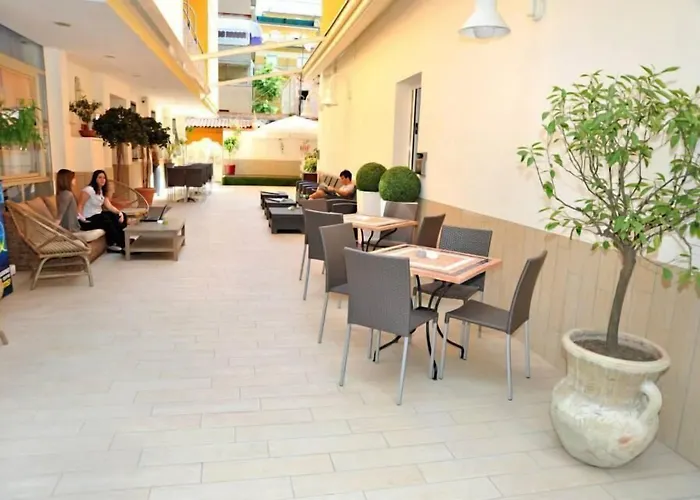 Margherita Hotel 3*